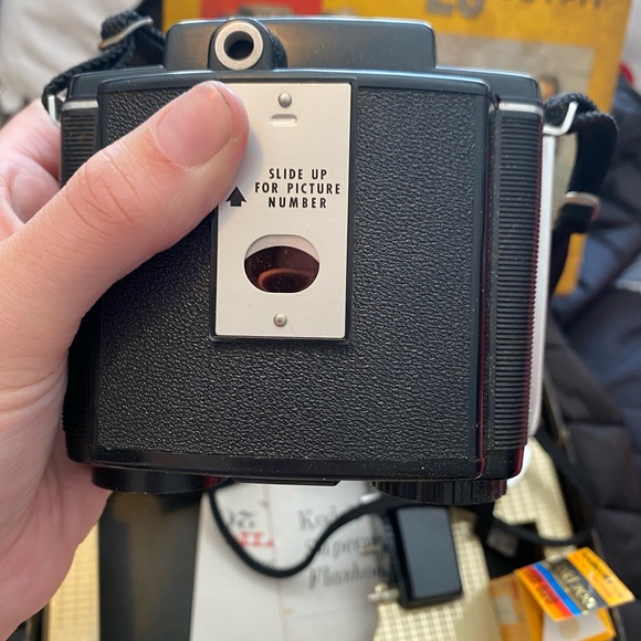 vintage film camera - Picture 5 of 11